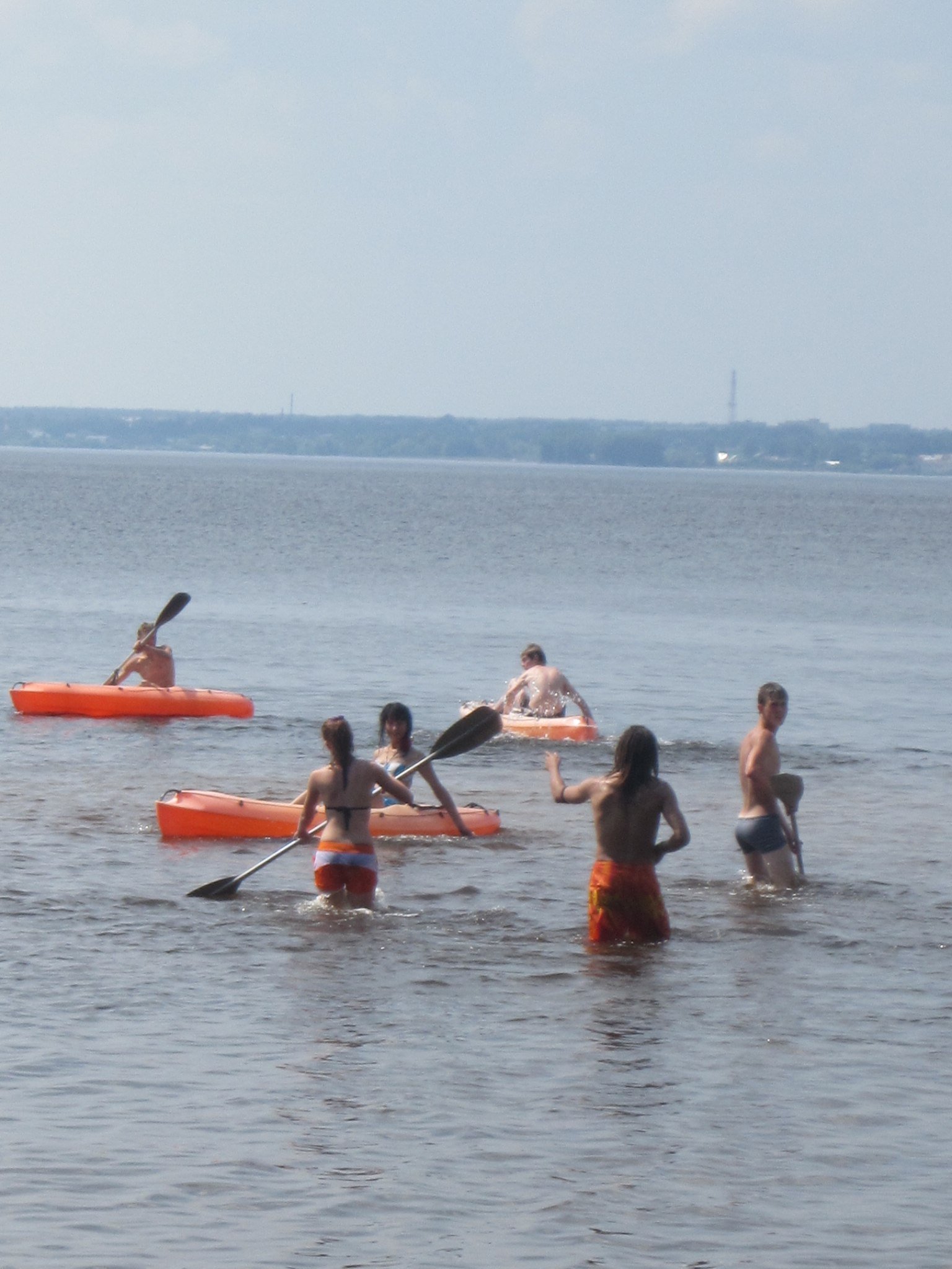 Фридом новости сегодня последние 24. Серфлагерь на острове Уходово. Surf Camp Краснослободск Волгоград.